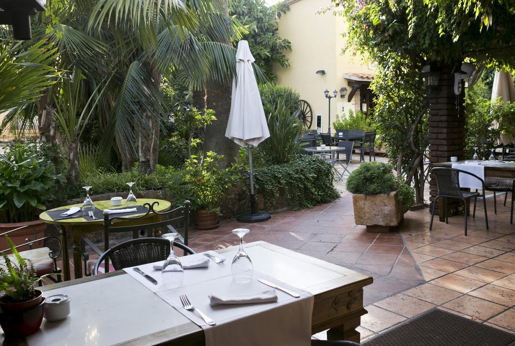 Hotel Restaurante La Masieta Creixell Eksteriør bilde