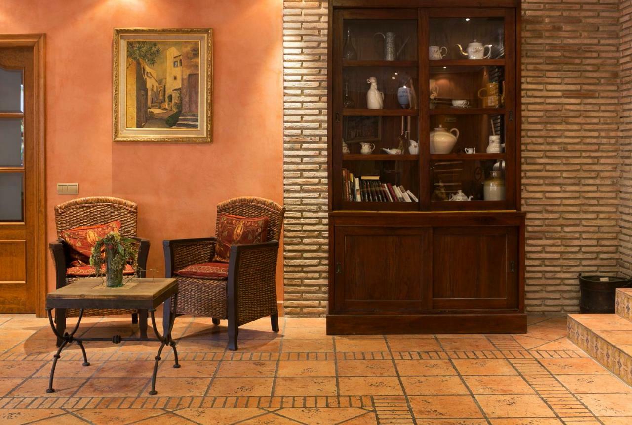 Hotel Restaurante La Masieta Creixell Eksteriør bilde